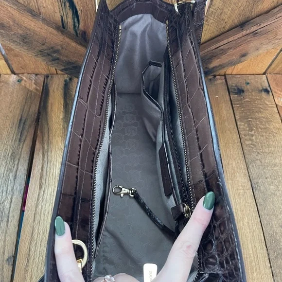 Michael Kors Brown Snakeskin Texture Handbag Purse - Picture 4 of 8